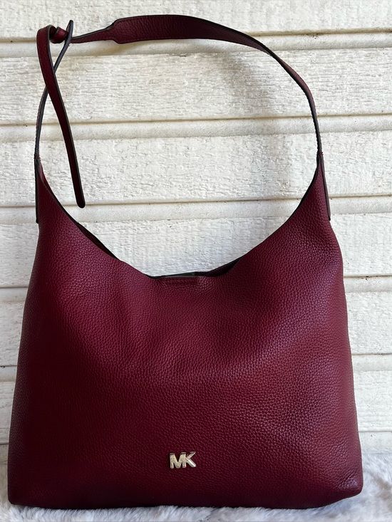 Michael Kors Handbags - MICHAEL KORS Red Leather Cece Hobo Slouchy Shoulder Bag Tote Mercer Raven